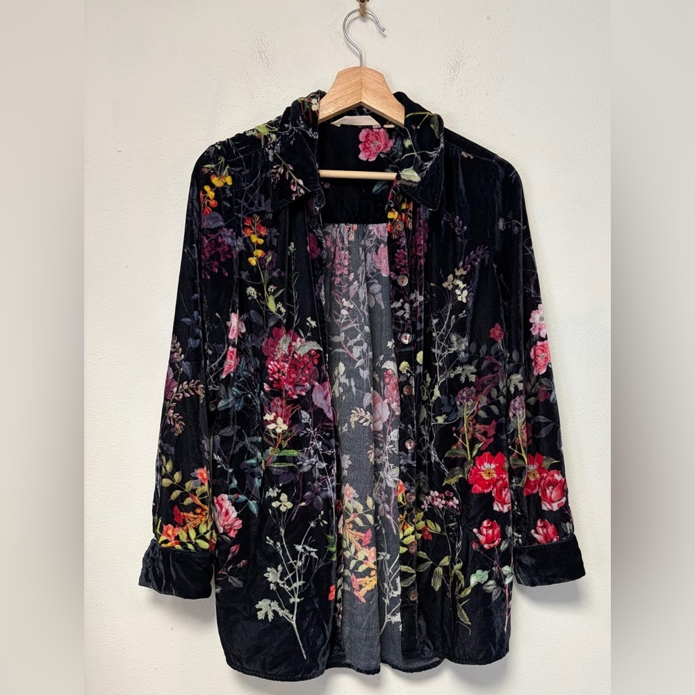 Soft Surroundings Jardim Velvet Floral Button Front Pocket Tunic Top 
Sz Small - Picture 2 of 5